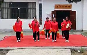 小河舞蹈队