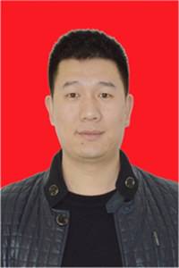 胡  晗