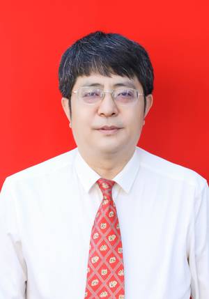 徐  涛