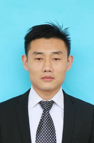 世纪英华学校段建刚
