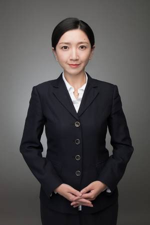红塔支行 理财经理 钟晴
